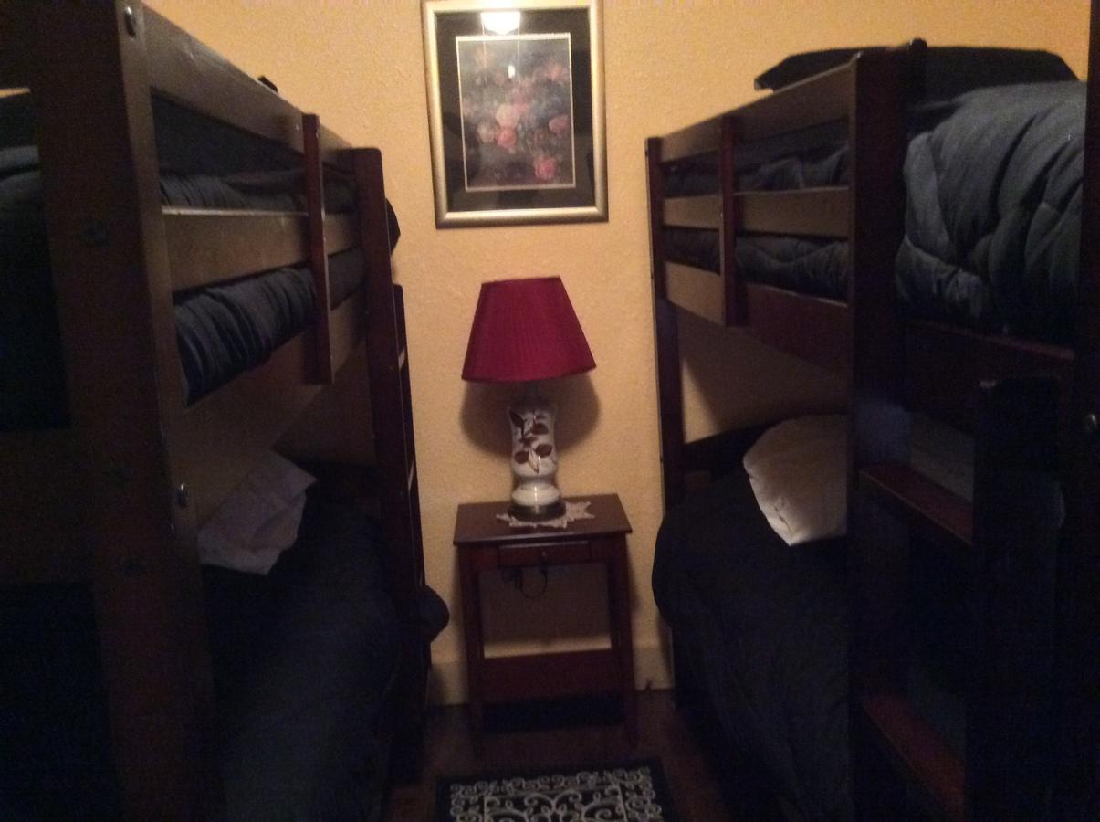 Hotel Midway Екстер'єр фото